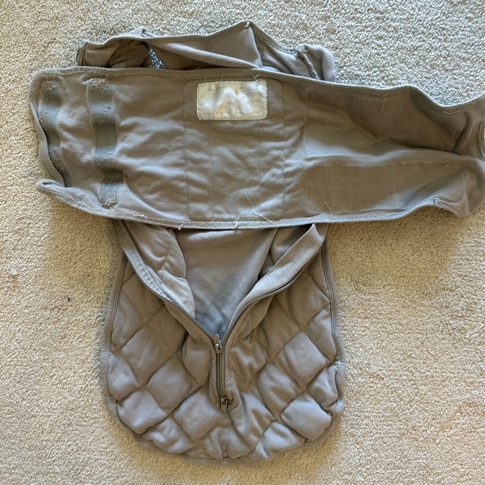 Dreamland Baby weighted sleep sack - Picture 3 of 5